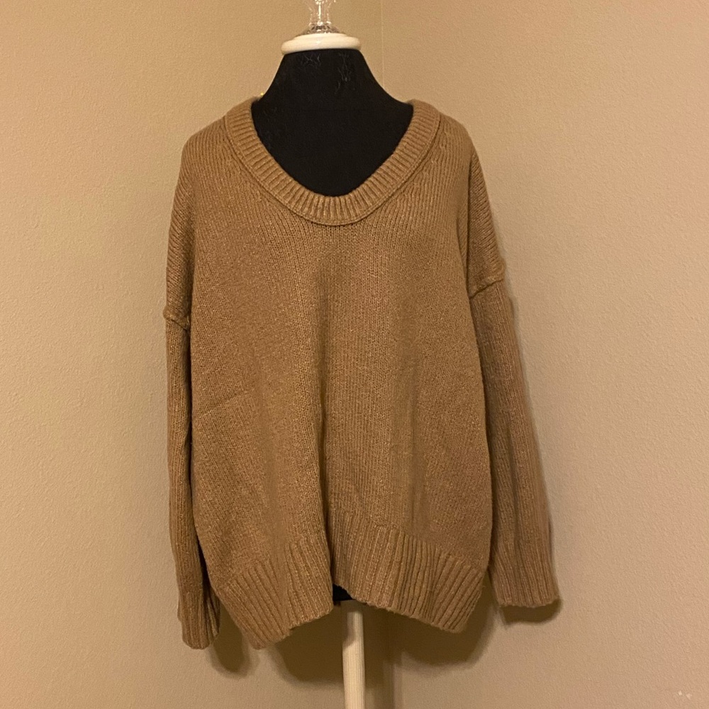 💜 Free People Beige Oversize Scoop Neck Chunky Knit Soft Sweater
